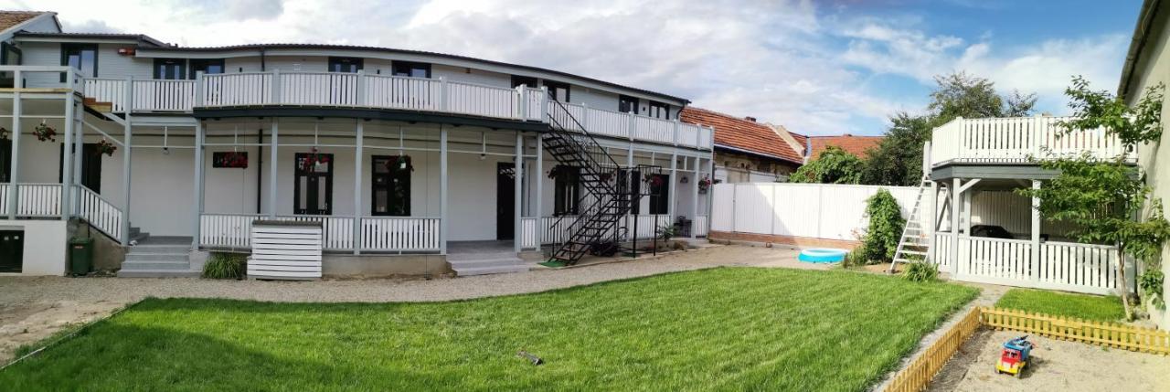 Casa J. Gusbeth Apartment Brasov Exterior photo